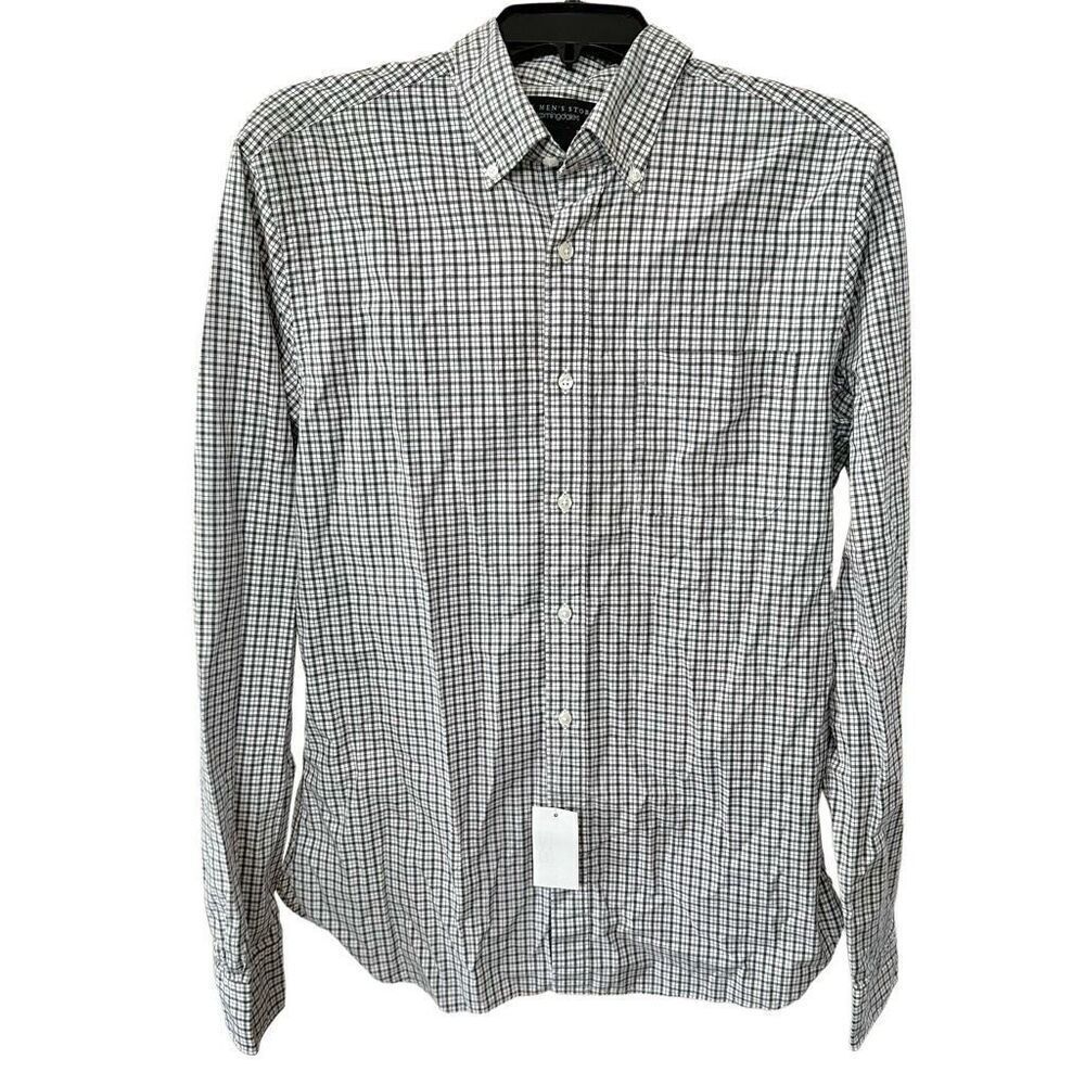 The Mens Store Bloomingdales Men’s button down  Shirt size Medium
